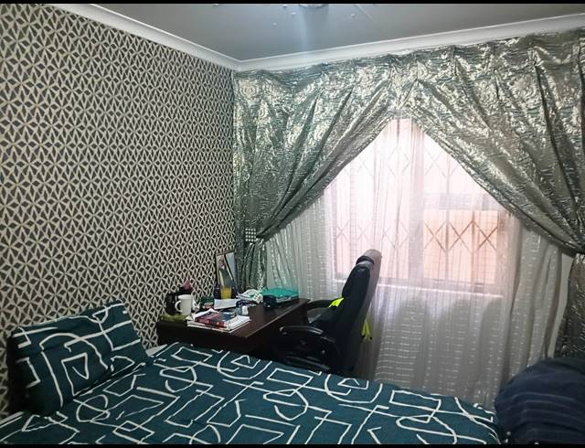 3 BEDROOM HOUSE FOR SALE IN WINDMILL PARK